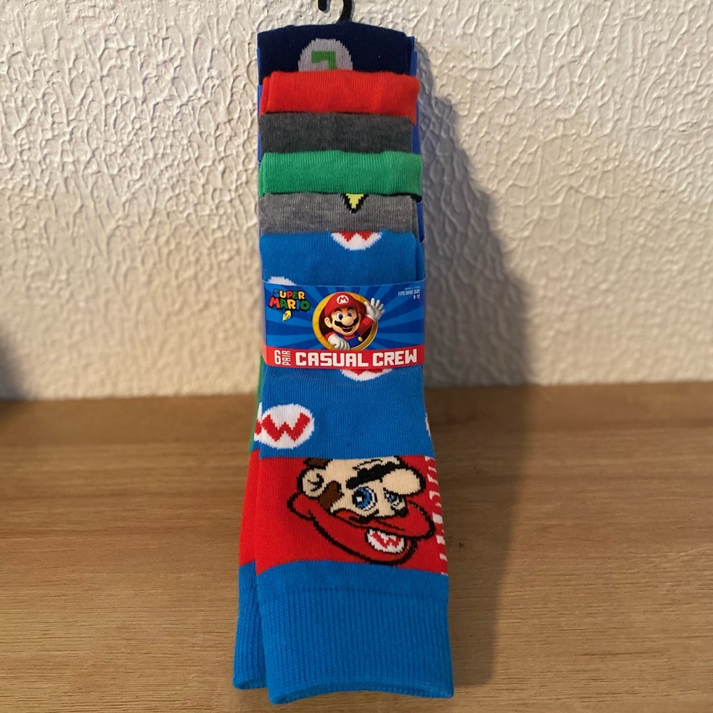 Super Mario Bros. Casual socks by NINTENDO 6 pairs